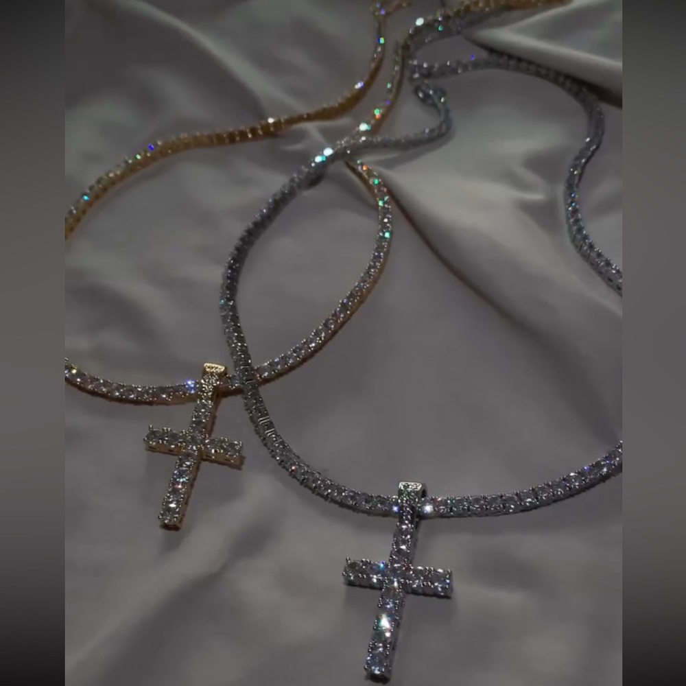 Iced Out Cross Pendant Tennis Rope Chain